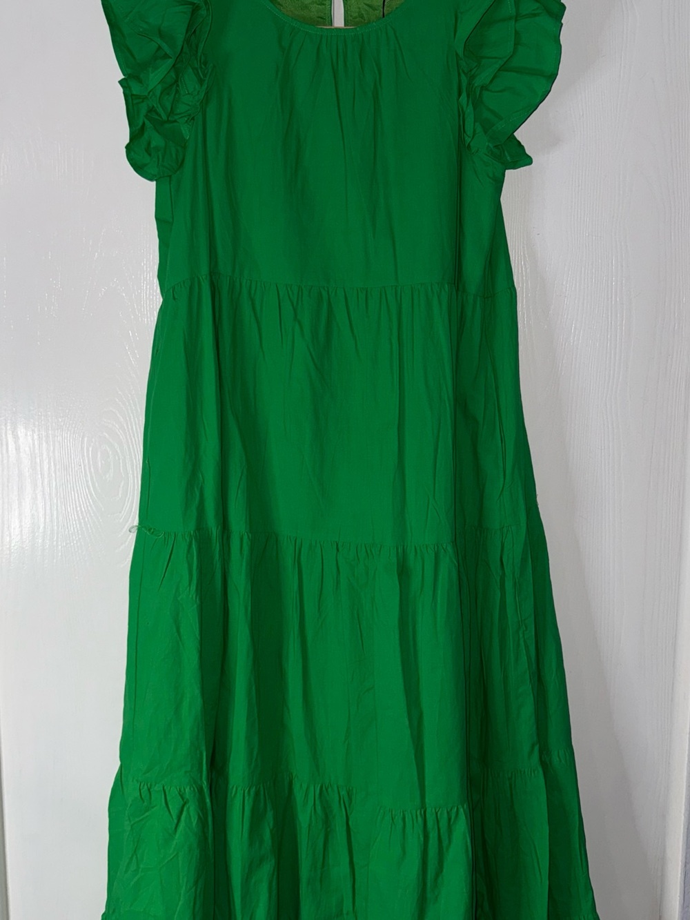 Women's Green Tiered Midi Dress with Ruffle Sleeves